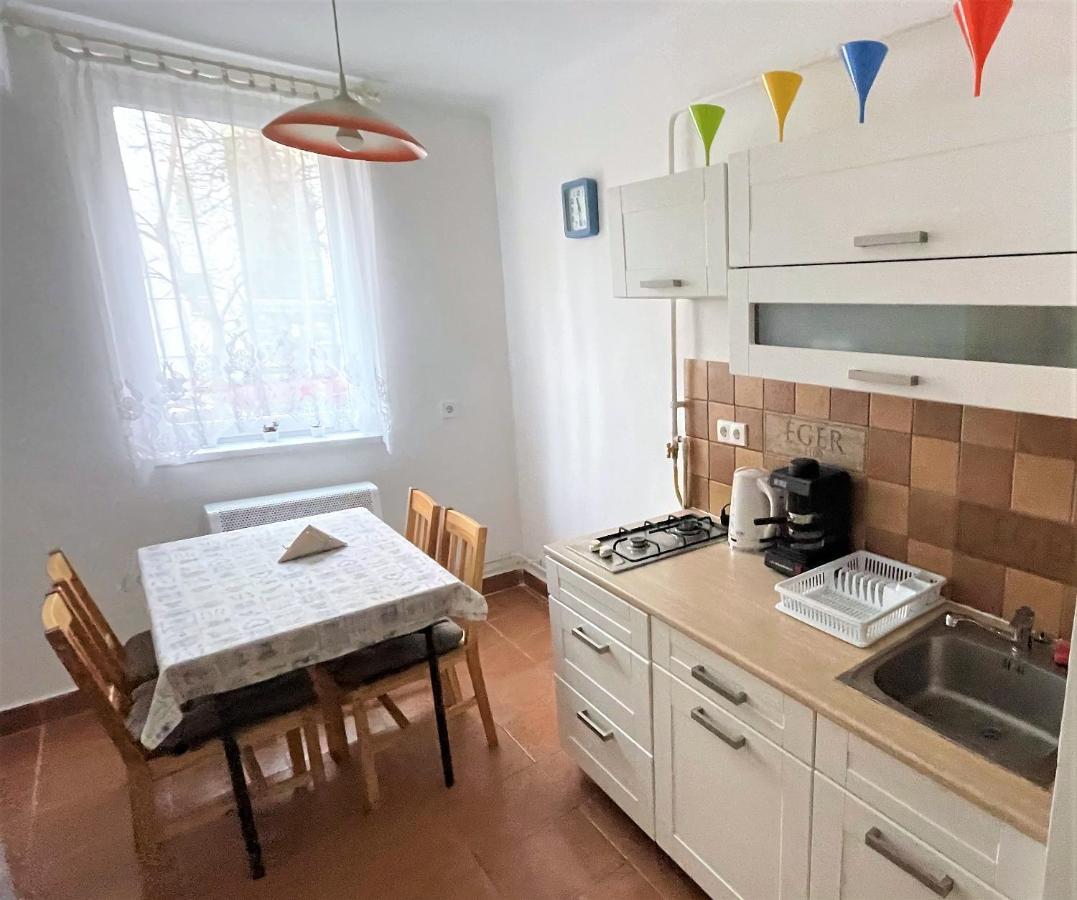 Evi Apartman Eger Zewnętrze zdjęcie