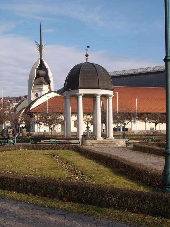 Evi Apartman Eger Zewnętrze zdjęcie