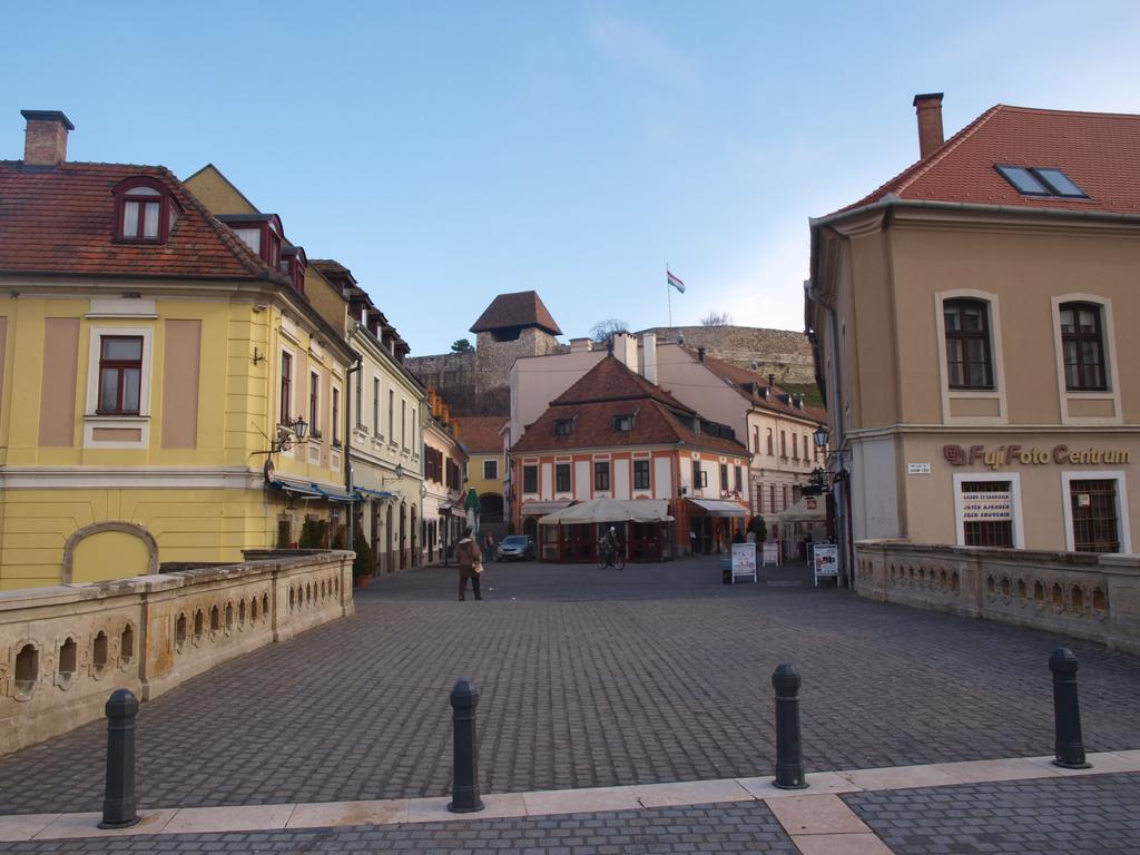 Evi Apartman Eger Zewnętrze zdjęcie