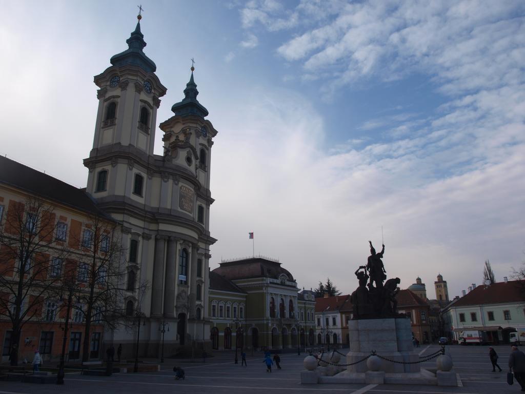 Evi Apartman Eger Zewnętrze zdjęcie